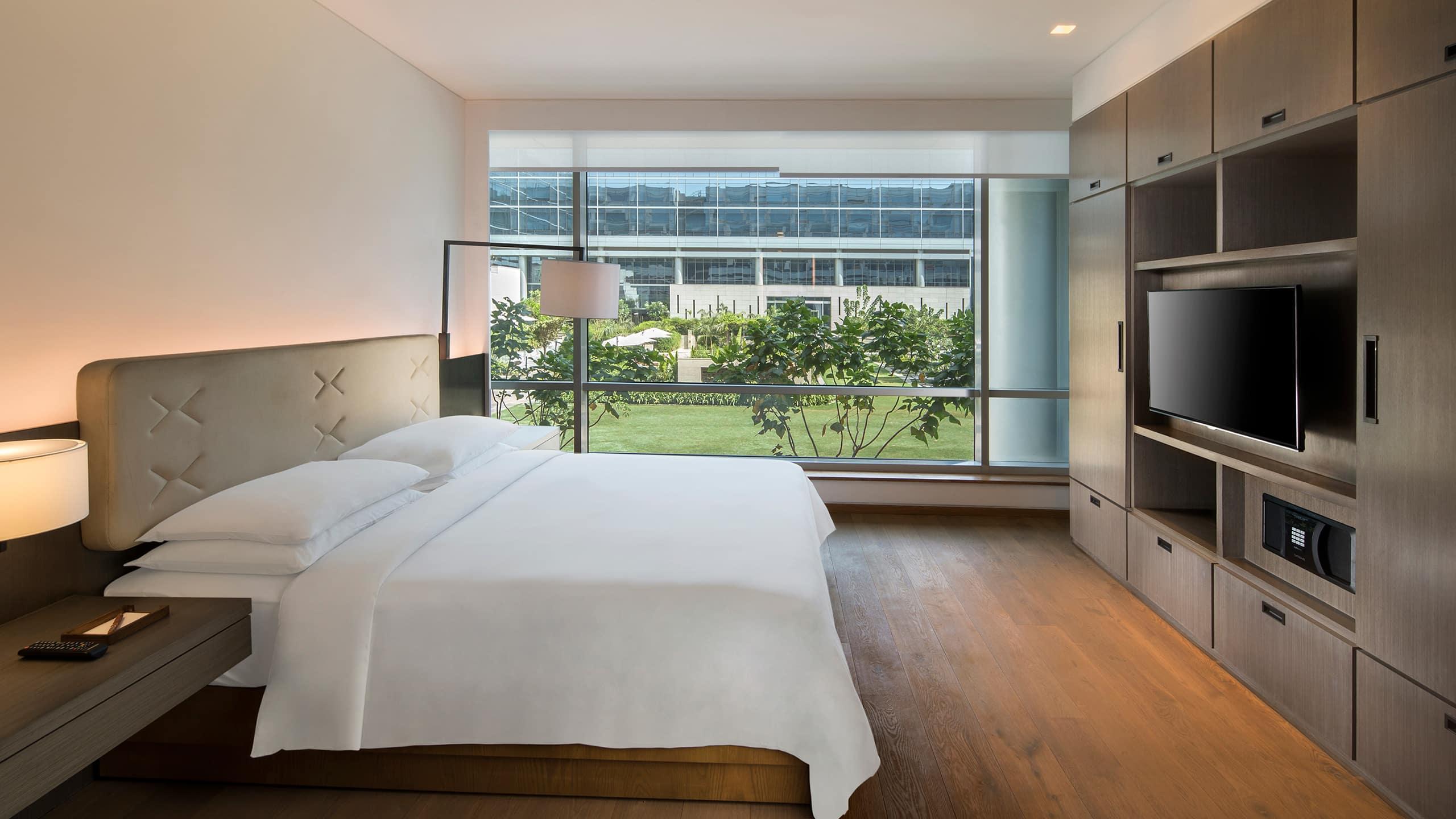Andaz Delhi, By Hyatt 5* New Delhi