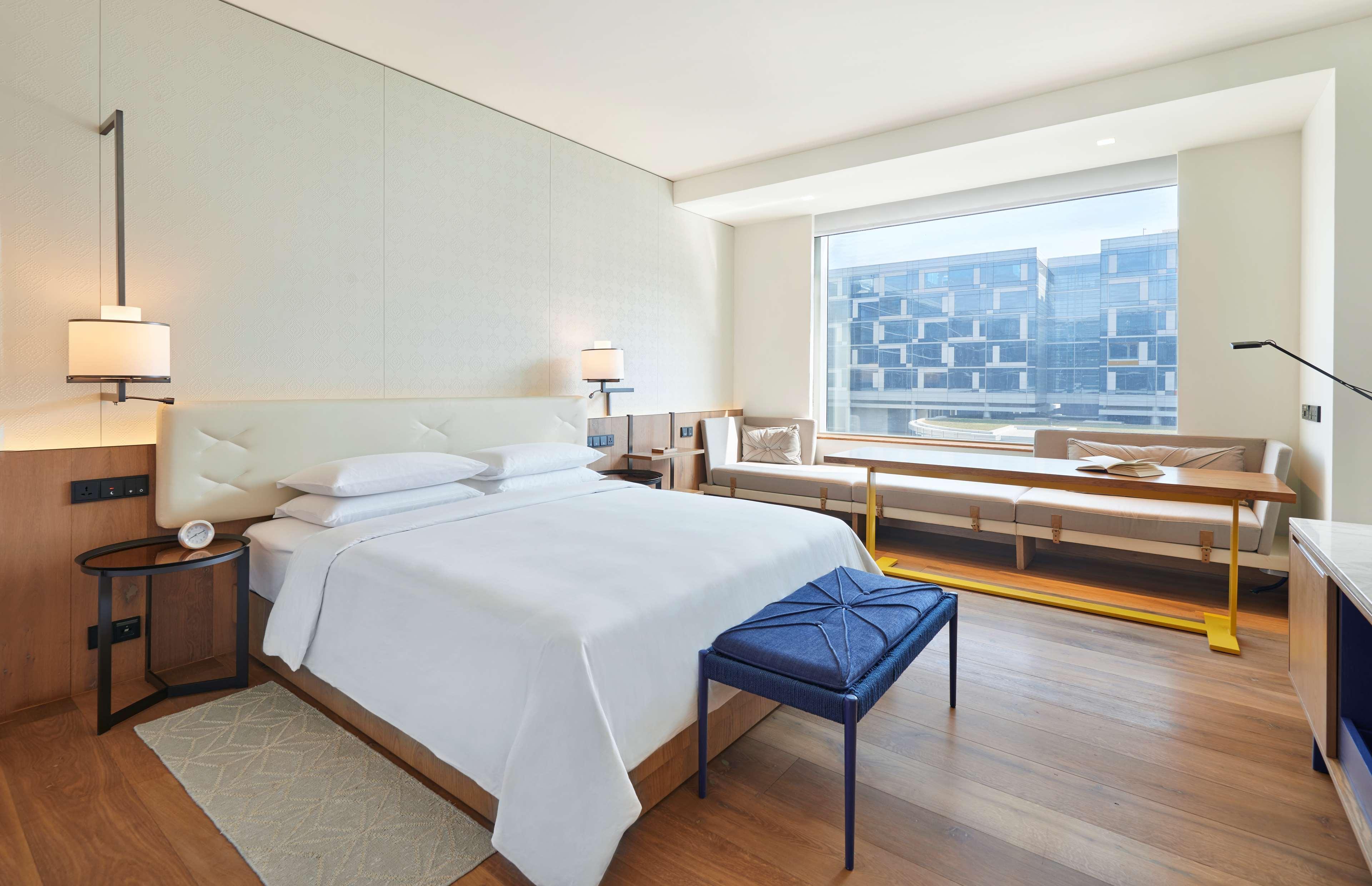 Hotel Andaz Delhi, By Hyatt