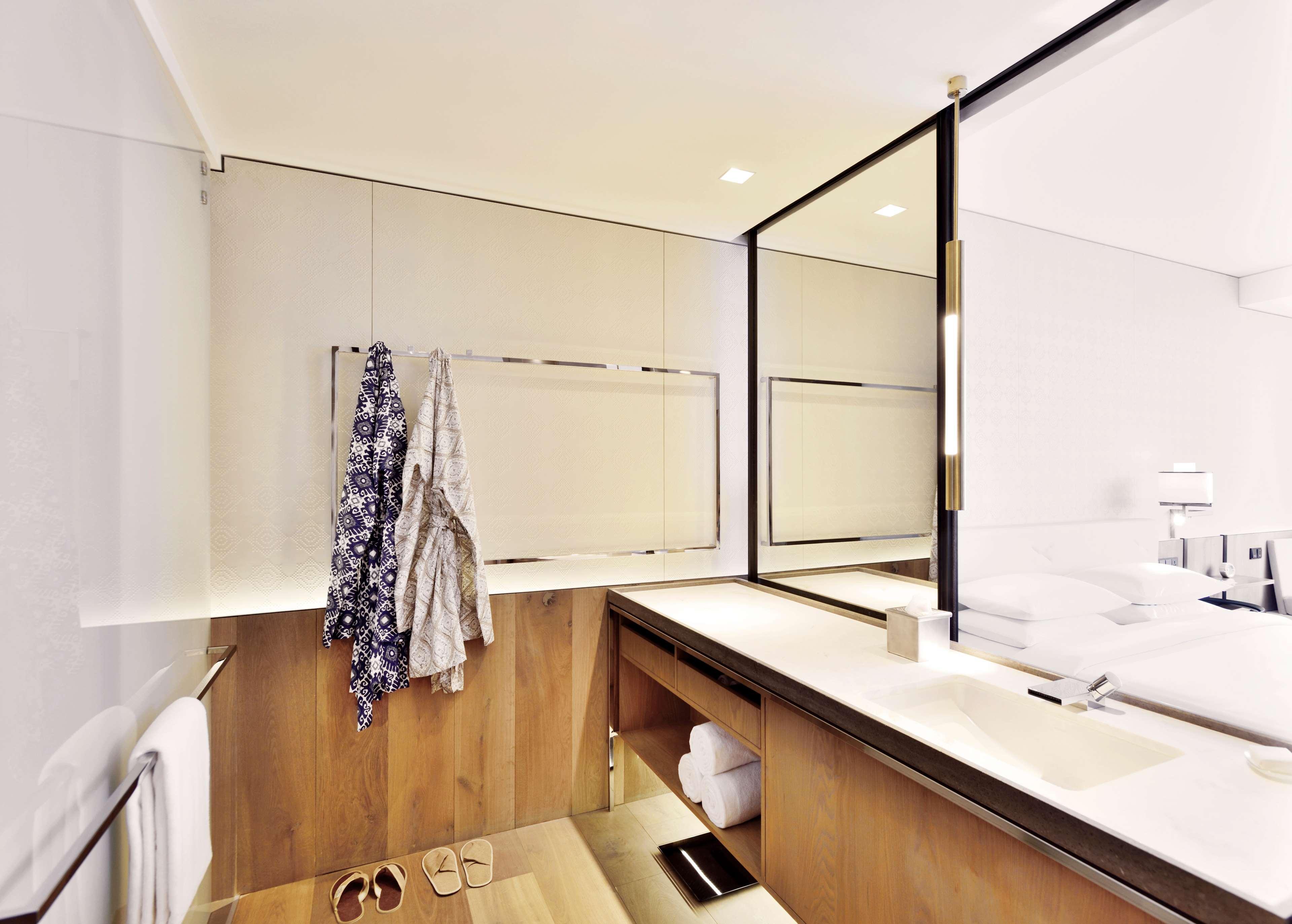 Andaz Delhi, By Hyatt 5* New Delhi
