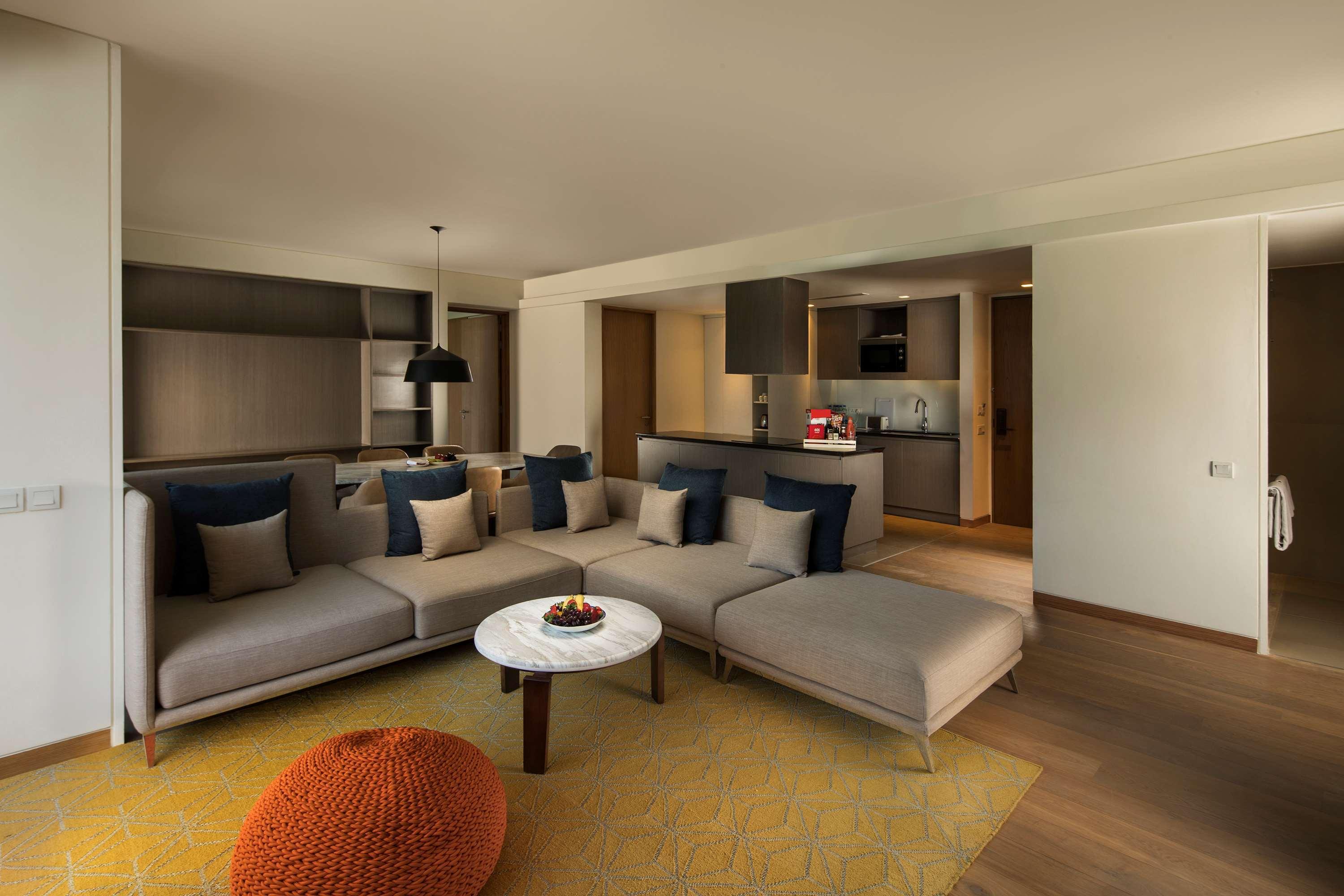Hotel Andaz Delhi, By Hyatt New Delhi
