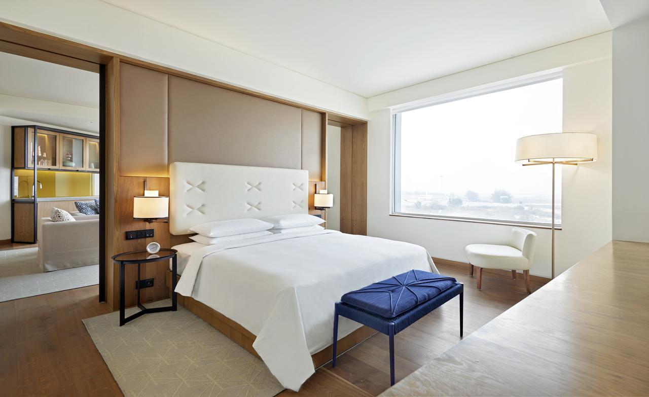 Hotel Andaz Delhi, By Hyatt New Delhi